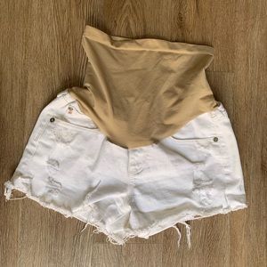 Adriano Goldschmied (AG) maternity shorts, size 27